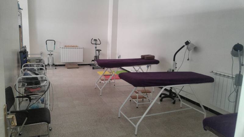 طب إعادة التأهيل الوظيفي: الدكتورة مهار سمية 
reeducation fonctionnelle: Dr. Mehar Soumaya - Alger